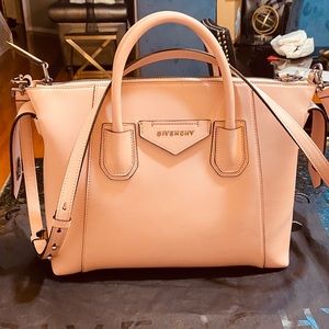 Candy Pink Soft Antigona Bag